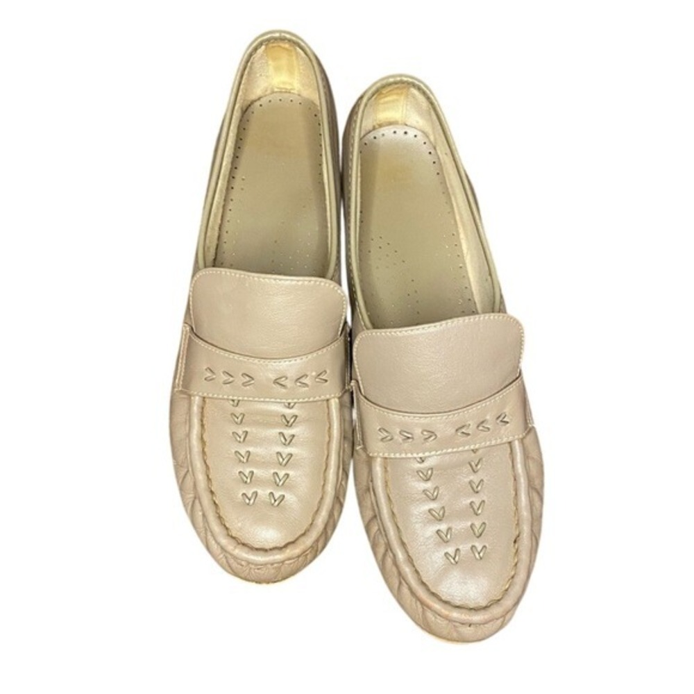 Vintage Womens Beige Leather Penny Loafers Casual Slip On Comfort Shoes SZ 9.5
